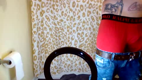 Dreadedted online show from November 16, 2025, 5:46 am