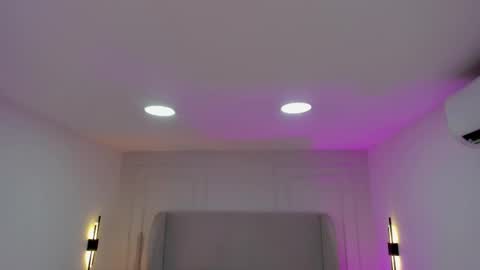 N E N A  online show from October 6, 2025, 3:48 am