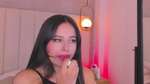 N E N A  online show from November 9, 2025, 7:56 pm