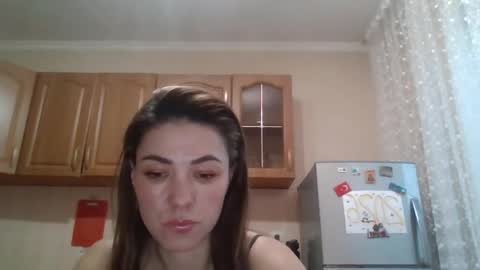 dream_petal_ online show from April 25, 2026, 1:41 pm