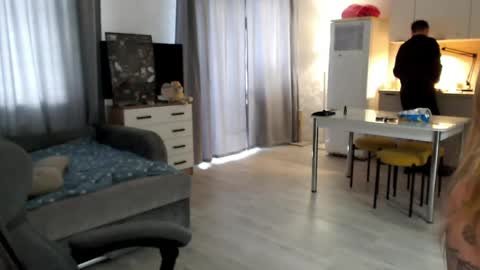 dream_reaper210635 online show from May 31, 2026, 1:29 pm