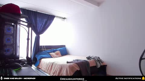 Your lord. - ONLINE  1500 Pm to 2100 Pm - New York Hour online show from February 12, 2026, 7:53 pm