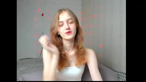 Snapshot of dreamy_pollyyy chatting on May 16, 2026, 7:45 pm dreamy_pollyyy online show from May 16, 2026, 7:45 pm
