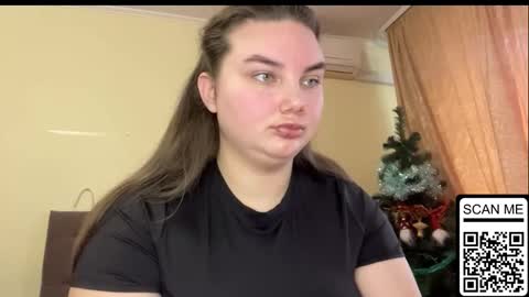 Mila online show from January 11, 2026, 11:26 am