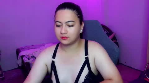 dreamycreamyst online show from April 28, 2026, 12:53 am