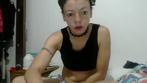 Snapshot of dreamylatina chatting on January 19, 2025, 10:39 am DreamyLatina online show from January 19, 2025, 10:39 am
