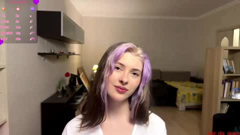 Dia online show from April 16, 2026, 3:46 pm