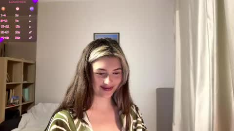 Dia online show from June 10, 2026, 5:23 pm