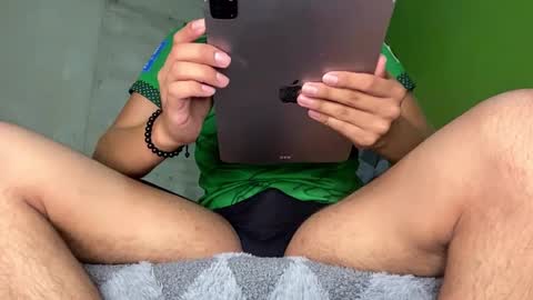 drew_bo online show from January 26, 2025, 9:40 pm