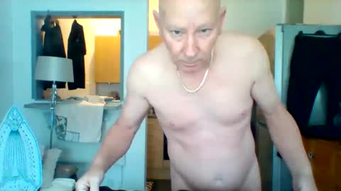 Snapshot of drewboy292455 chatting on October 26, 2025, 1:50 pm drewboy292455 online show from October 26, 2025, 1:50 pm
