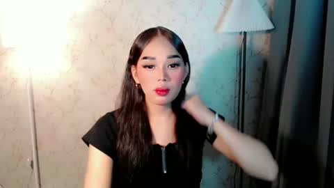 Dreyana online show from October 12, 2025, 2:21 am