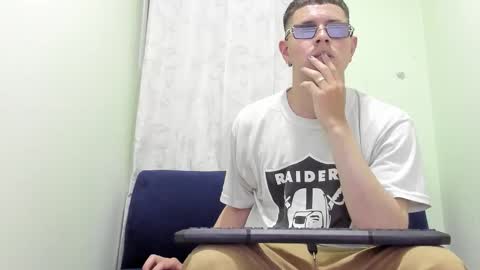 Snapshot of dreyk_eros chatting on October 31, 2025, 4:57 am dreyk_eros online show from October 31, 2025, 4:57 am
