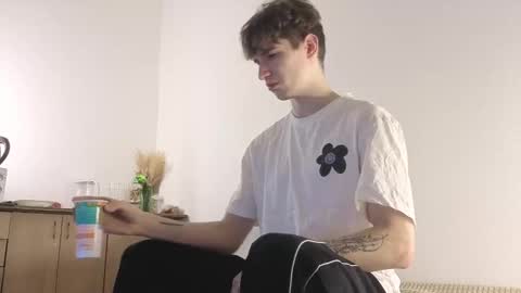 Mark online show from January 5, 2026, 6:22 pm