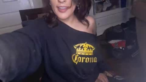 drippinglilygagwell online show from November 10, 2025, 10:03 am