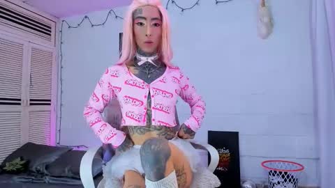 drippyorlove online show from June 6, 2026, 1:05 pm
