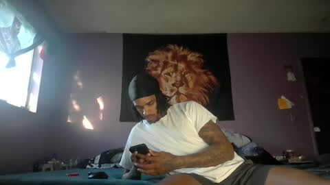 Snapshot of dripthehit chatting on January 7, 2025, 11:56 pm dripthehit online show from January 7, 2025, 11:56 pm