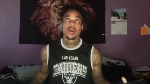 Snapshot of dripthehit chatting on January 10, 2025, 9:42 pm dripthehit online show from January 10, 2025, 9:42 pm