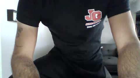 driverman333 online show from December 14, 2025, 4:23 pm