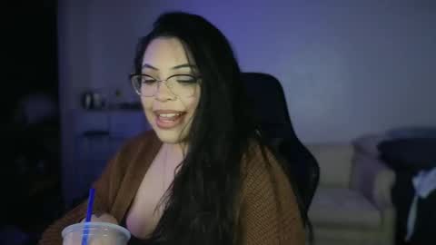 Drizzypeach602 online show from December 30, 2024, 5:04 am