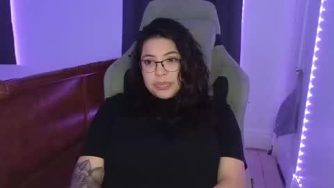 Drizzypeach602 online show from October 18, 2025, 1:52 am