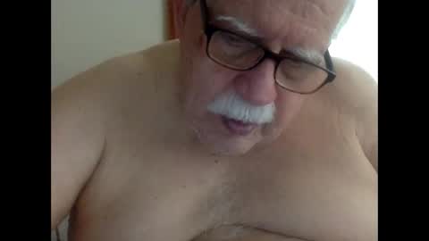 drnick069 online show from December 3, 2025, 3:54 pm