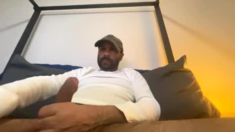 Snapshot of drspunkalott chatting on December 12, 2024, 4:37 am drspunkalott online show from December 12, 2024, 4:37 am