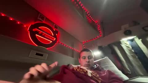 Snapshot of dru11983 chatting on February 26, 2026, 9:25 pm Dru online show from February 26, 2026, 9:25 pm