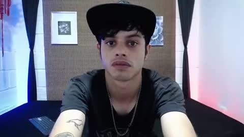 Drum-Core online show from November 26, 2025, 7:04 pm