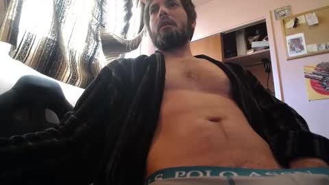 D online show from December 17, 2025, 9:32 pm