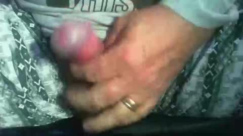 dude_13 online show from December 3, 2025, 5:37 am