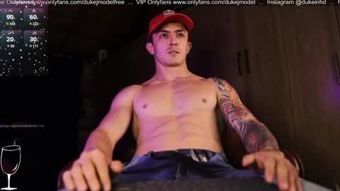 Snapshot of duke_j chatting on January 19, 2025, 4:01 am DUKE J online show from January 19, 2025, 4:01 am