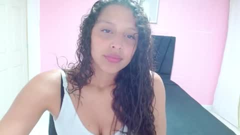 dulce1609 online show from January 25, 2025, 10:50 pm