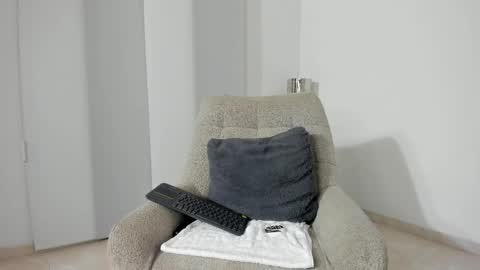 Dulce online show from April 16, 2026, 9:10 am