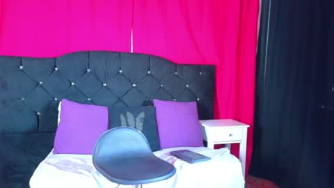 Dulce Alexandra online show from June 17, 2026, 7:26 pm