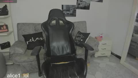  ALICE  online show from January 16, 2026, 9:41 pm