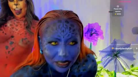 DULCE online show from October 31, 2025, 7:37 pm