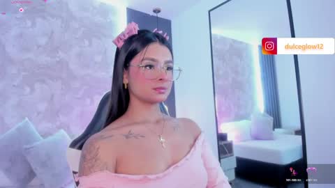 D U L C E online show from June 6, 2026, 9:19 pm