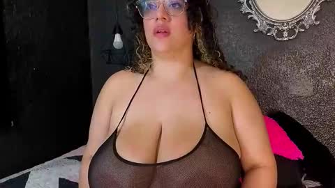 DULCE LF online show from February 15, 2026, 3:20 pm