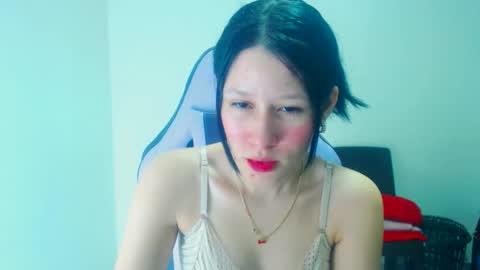 dulce_mauren online show from February 10, 2026, 10:41 am