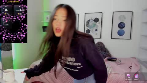 Snapshot of dulce_powl chatting on February 24, 2025, 4:15 pm Dulce  online show from February 24, 2025, 4:15 pm