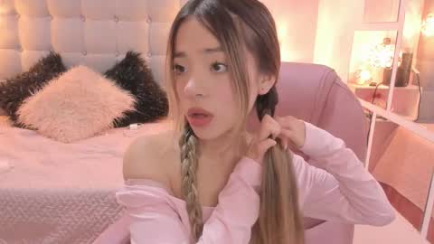 Dulce  online show from December 14, 2025, 12:54 pm