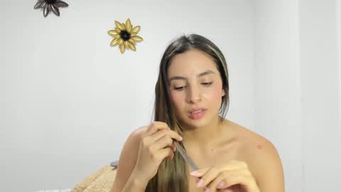 Snapshot of dulce_roberts_ chatting on January 27, 2025, 5:25 am Dulce  online show from January 27, 2025, 5:25 am