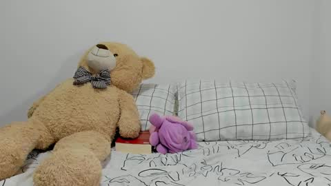 Snapshot of dulce_roberts_ chatting on February 14, 2025, 3:36 pm Dulce  online show from February 14, 2025, 3:36 pm