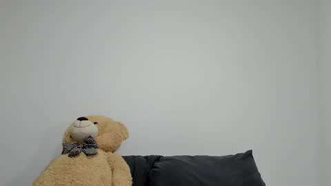 Snapshot of dulce_roberts_ chatting on February 27, 2025, 12:23 pm Dulce  online show from February 27, 2025, 12:23 pm