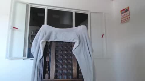 Snapshot of dulceisabellax chatting on January 22, 2025, 5:17 pm dulceisabellax online show from January 22, 2025, 5:17 pm