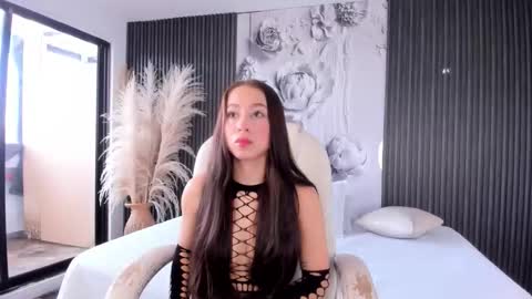 dulceprince1 online show from February 11, 2026, 1:38 pm