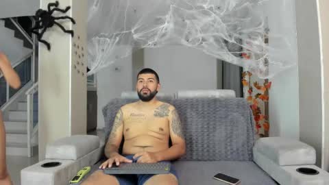 Jlozada05 online show from October 25, 2025, 5:59 am