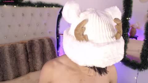 Dulcey online show from December 23, 2025, 5:05 am