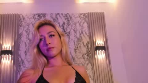Snapshot of dulcinea_2 chatting on October 15, 2025, 7:14 pm dulcinea 2 online show from October 15, 2025, 7:14 pm