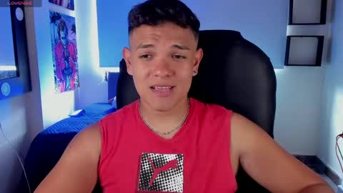 Snapshot of dunkan_kravitz chatting on May 27, 2026, 7:22 pm Dunkan Kravitz online show from May 27, 2026, 7:22 pm